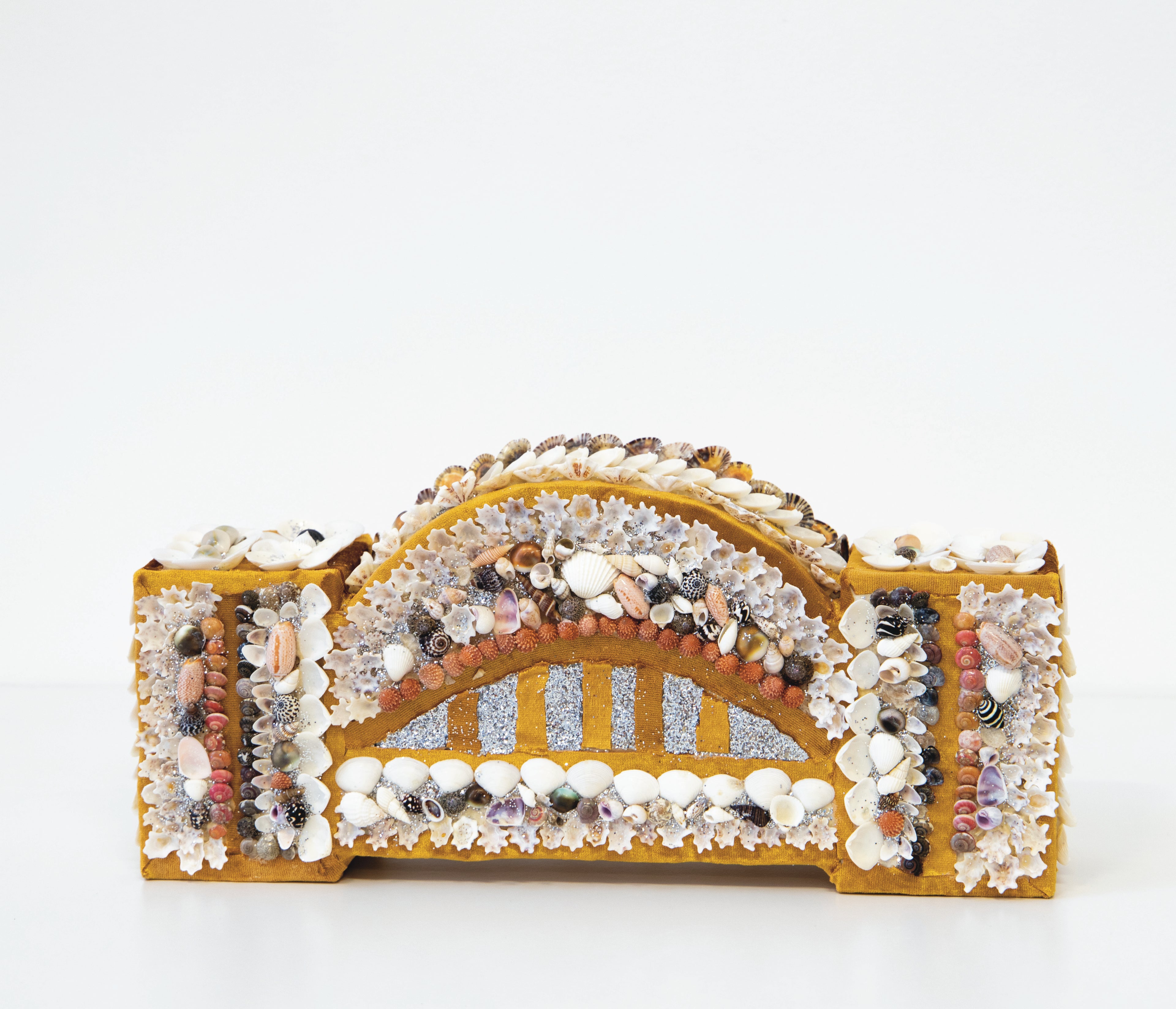 Marilyn Russell Shellwork Harbour Bridge