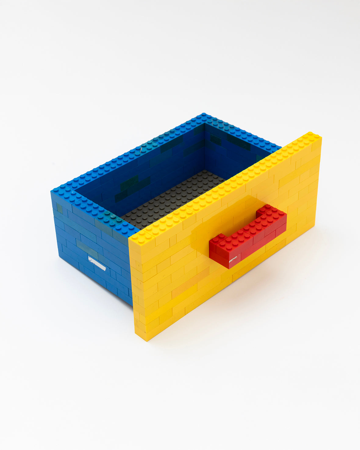 Claire Healy & Sean Cordeiro: Desk Drawer (2023)